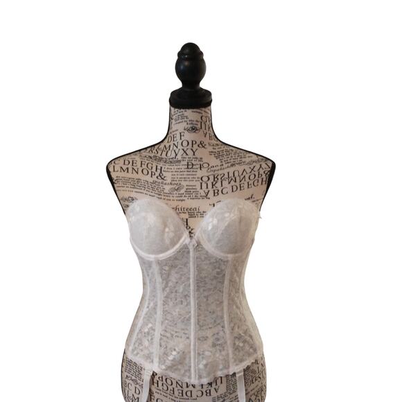 Carnival Other - Vintage Carnival 32B White Corset Bustier Bridal Top Sexy Occasion Wedding